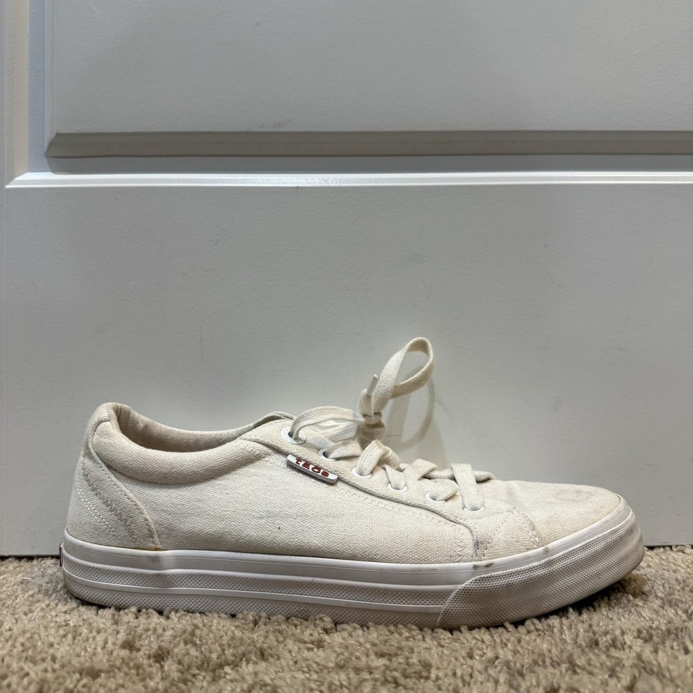 Taos Plim Soul Shoes Womens Size 9.5 White Canvas Lace Up Comfort Sneakers